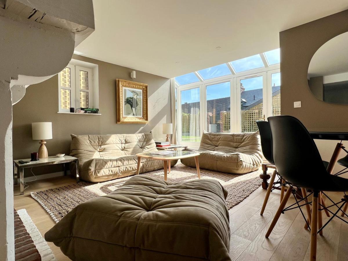 La Petite Adresse Du 10Honfleur Lägenhet Exteriör bild