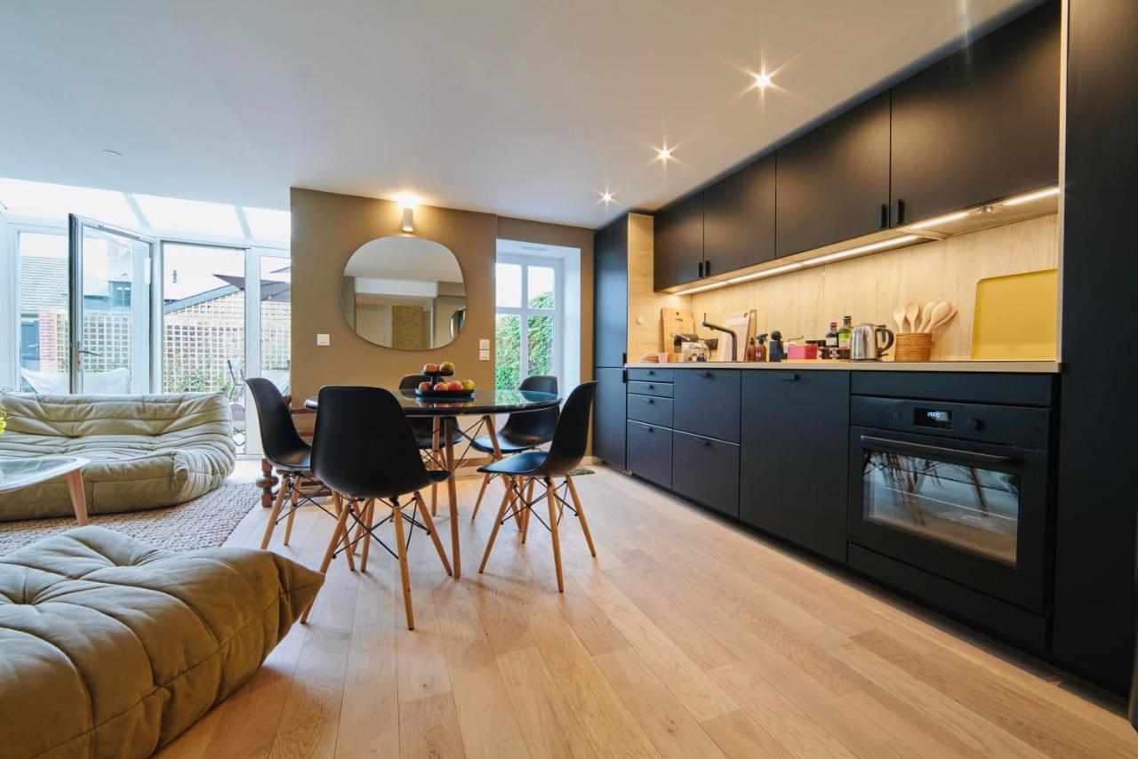La Petite Adresse Du 10Honfleur Lägenhet Exteriör bild