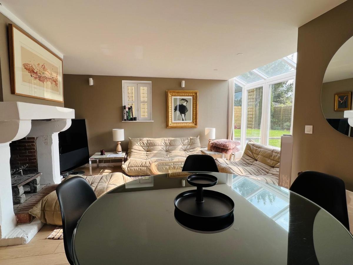 La Petite Adresse Du 10Honfleur Lägenhet Exteriör bild