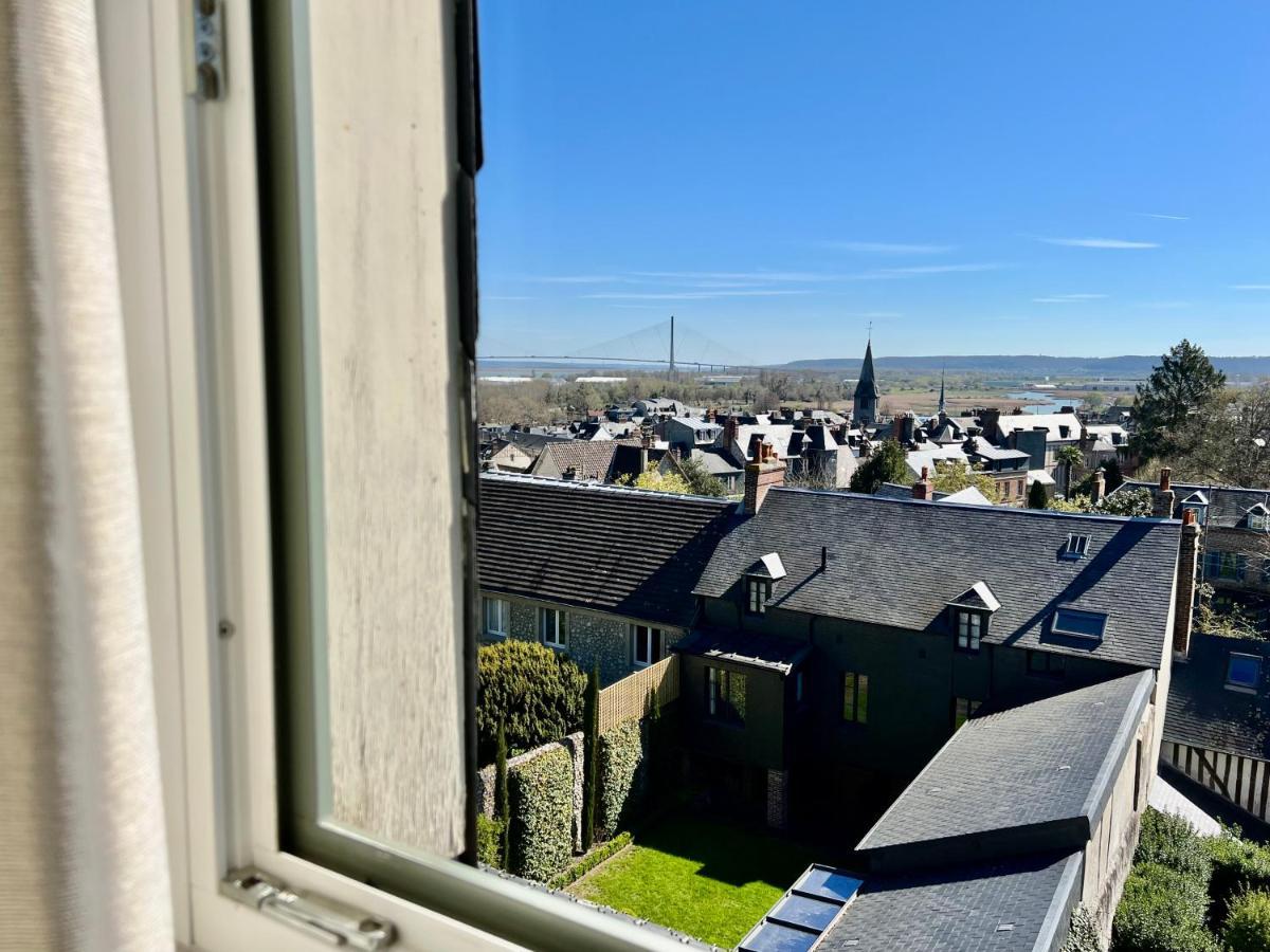 La Petite Adresse Du 10Honfleur Lägenhet Exteriör bild