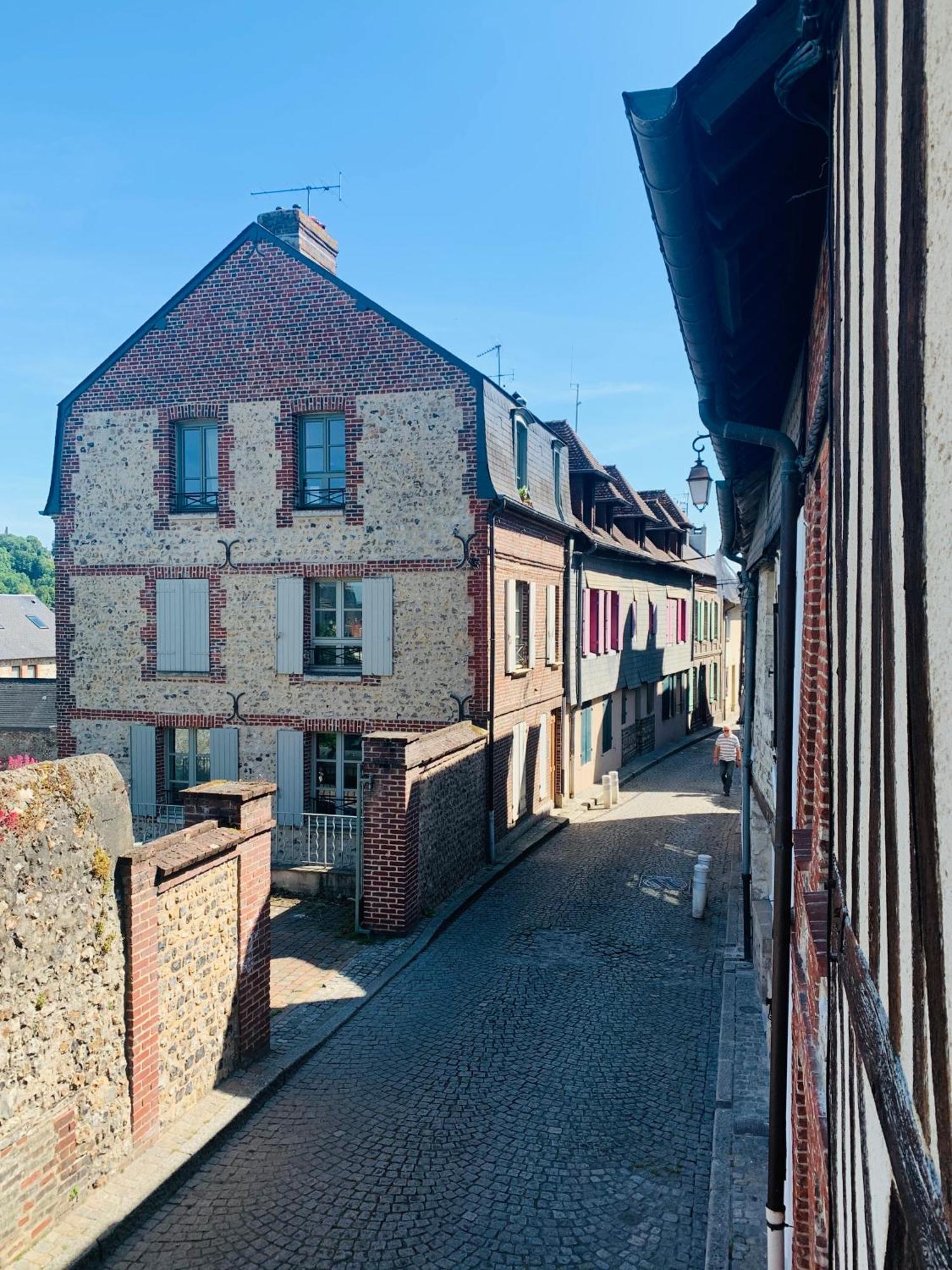 La Petite Adresse Du 10Honfleur Lägenhet Exteriör bild